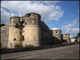angers_chateau_remparts